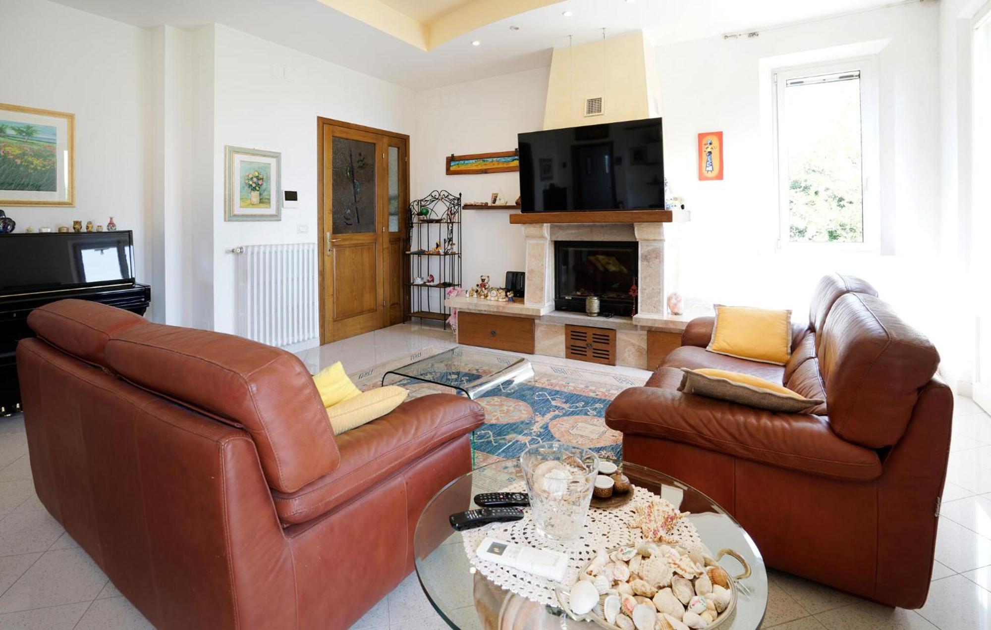 Stunning Home In Chianciano Terme With Wifi Ngoại thất bức ảnh